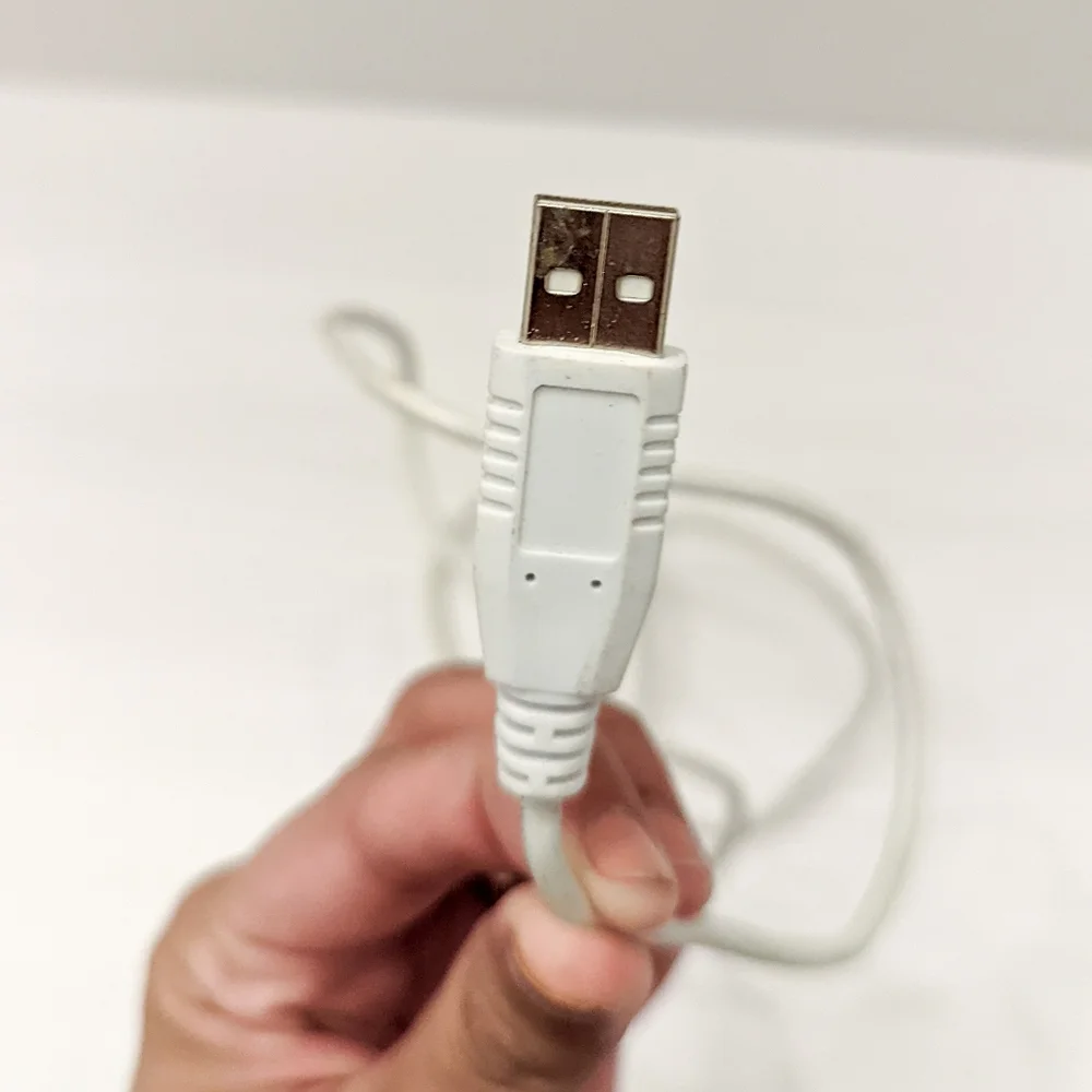 USB to Micro USB Cable / Wire - White